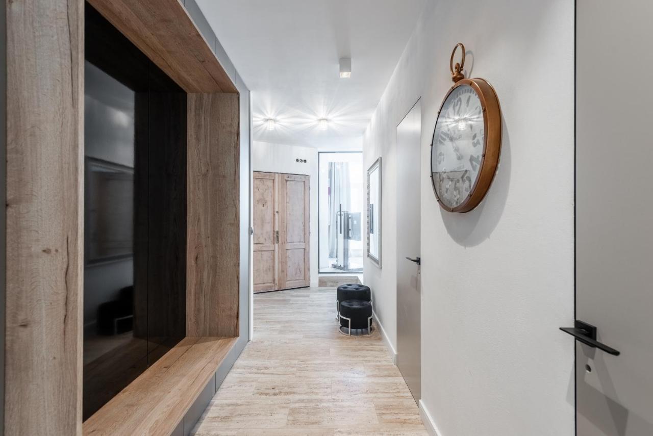 Daire Luxury With A Balcony And A Terrace *
